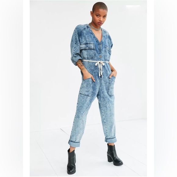 BDG Pants - BDG Acid Washed Riviter Denim Long Sleeved Jumpsuit Size Small Blue